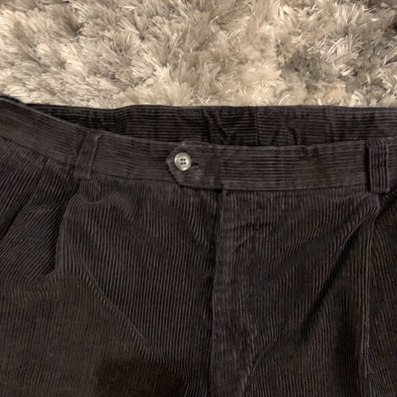 NEWBRIDGE Corduroy Pant 42x32 Black Pleated Straight Chino RN83427 - Picture 2 of 6
